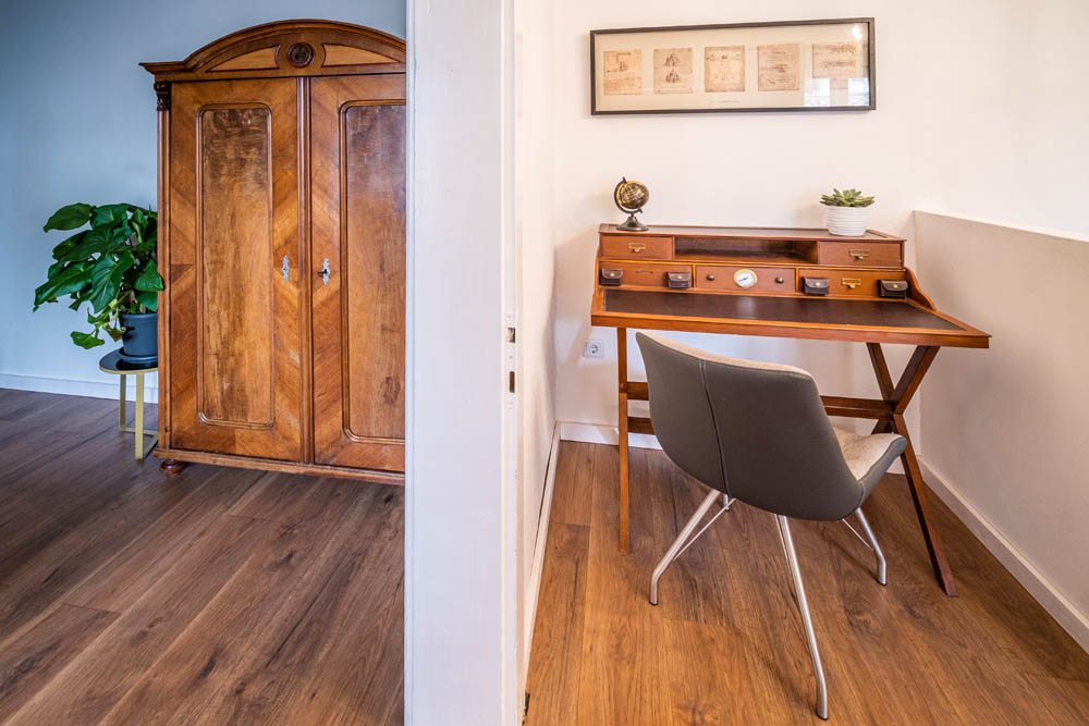 placeholder image-sq